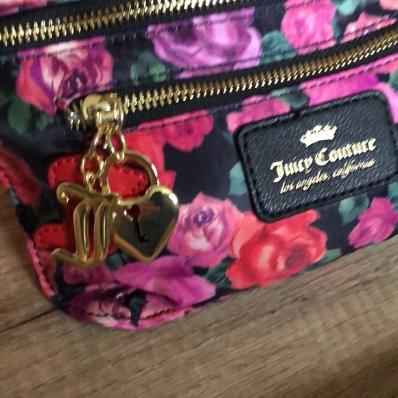 Juicy Couture Belt Pac - Picture 2 of 10
